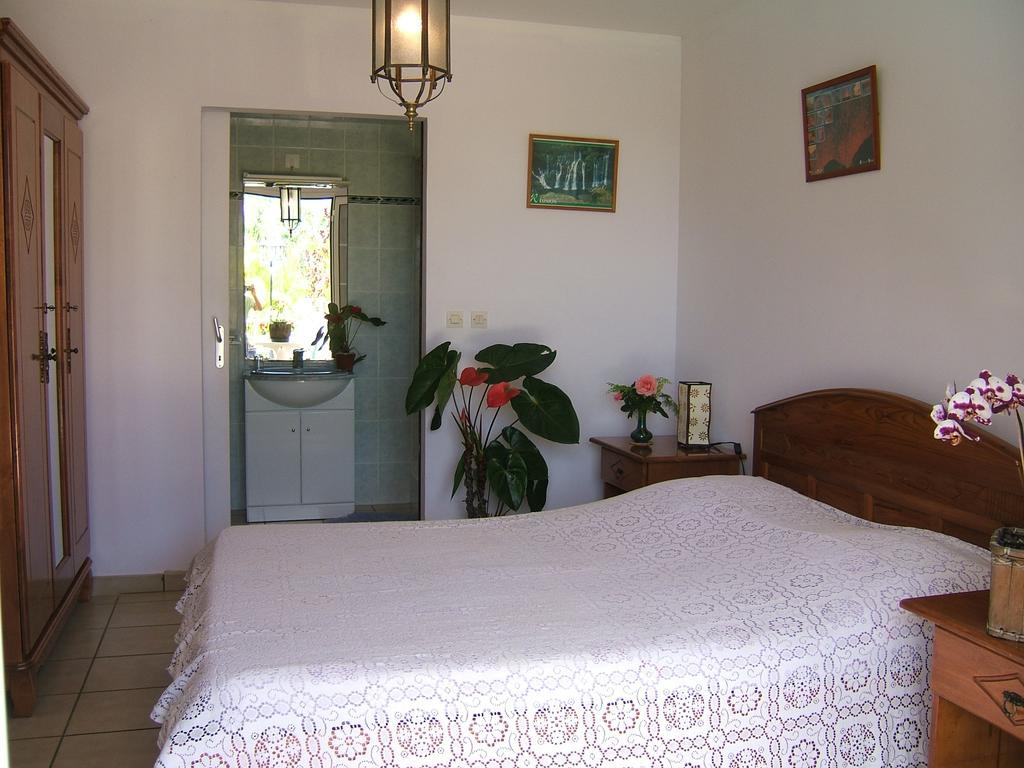 Holiday Home La Caverne Des Hirondelles Сен-Жозеф Экстерьер фото